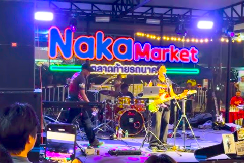 Khao Lak: Phuket Shopping Central Mall & Naka Night Market