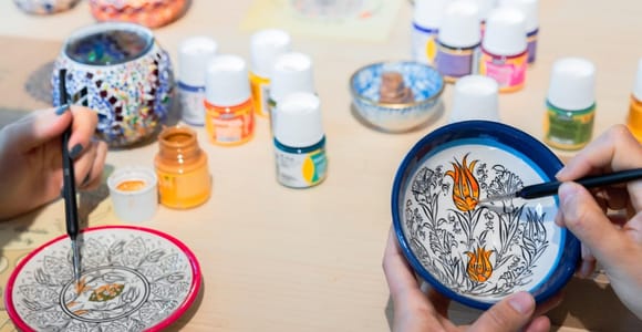 Melbourne: Ceramic Plate & Bowl Paint-and-Sip Classes