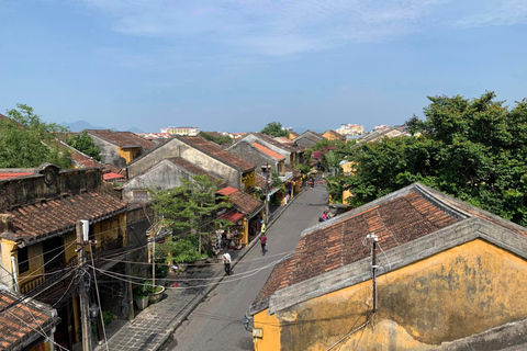 Da Nang/Hoi An: Tour in barca sul fiume del cocco e Festival delle LanterneAutista privato e auto