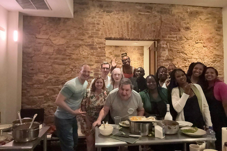 Panama City: Afro-Panamanian Buffet with Drinks