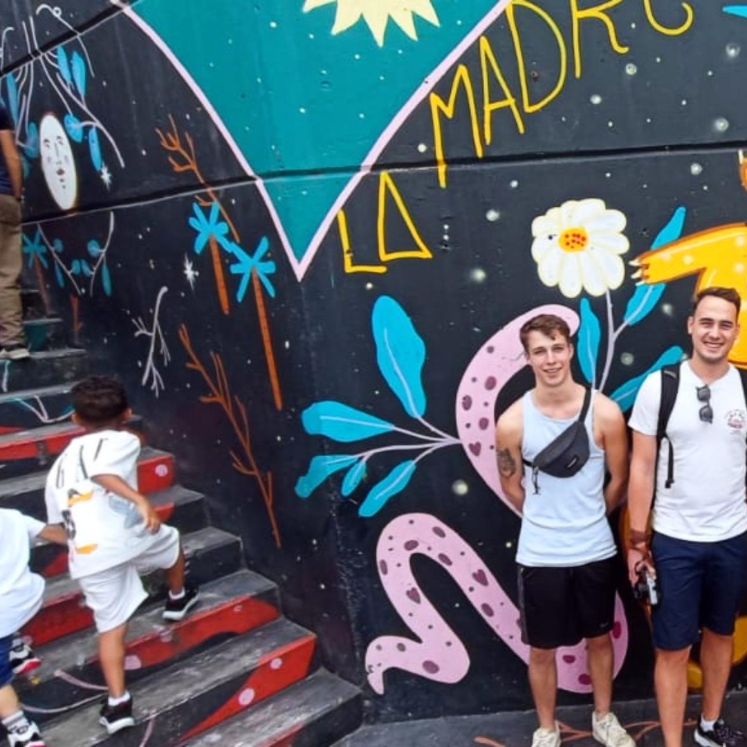 Colagem de mídia