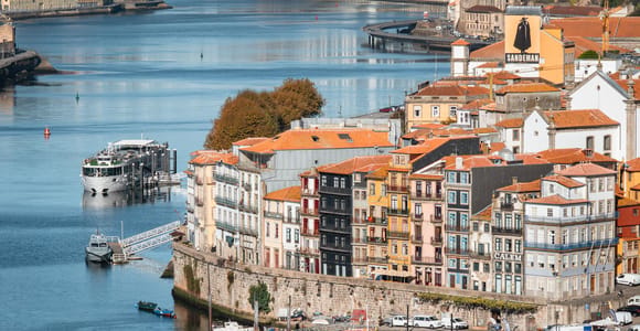 Porto: Personal & Flexible Walking Tour in Historic Center