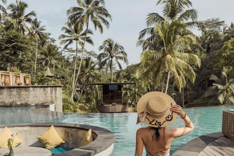 Ubud: tour privato del miglior Cretya Day Club di Ubud e delle cascateQuesta opzione non include i biglietti