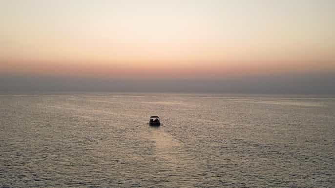 Protaras: Private Sunrise Speedboat Trip with Snorkeling