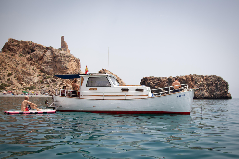 Granada - Calahonda: esperienza di escursione in barca sulla costa tropicaleMotril: Escursione in barca lungo la costa tropicale