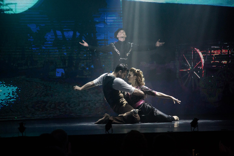 Buenos Aires: Madero Tango Show with Optional DinnerVIP Tango Show and Dinner