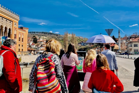 Sarajewo: piesza wycieczka po Starym Mieście z lokalnym przewodnikiemSarajewo: 2-godzinna piesza wycieczka