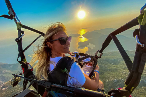From Antalya: Ölüdeniz Paragliding w/Hotel Transfer & Lunch