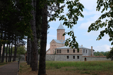 Tbilisi: Unique Kakheti Tour: Telavi, Winery & Monasteries