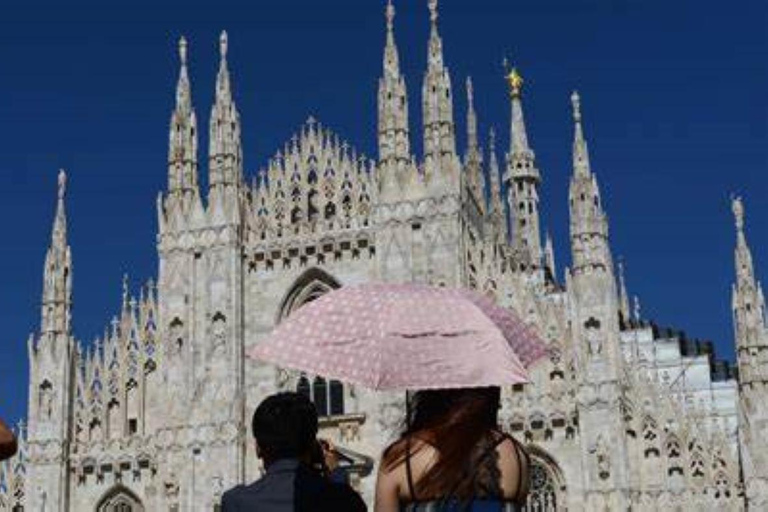 Milaan: Rondleiding Duomo met voorrang bij binnenkomst en RoofTop