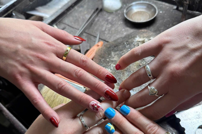 Hoi An: Silver Ring Crafting Workshop with an Artisan