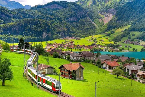 De Basileia: viagem de 1 dia a Lucerna e Interlaken em comboio panorâmico
