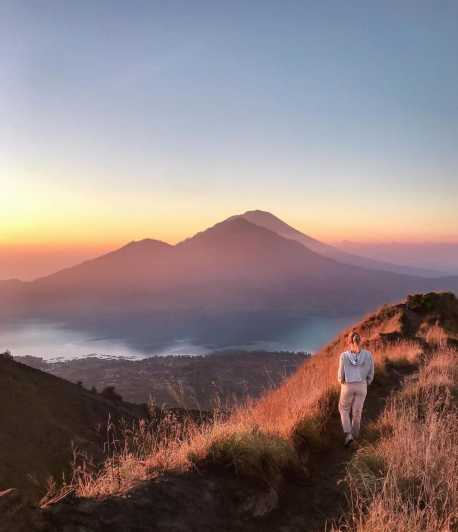 Bali: Trekking o wschodzie słońca na Mount Batur - wycieczka all inclusive