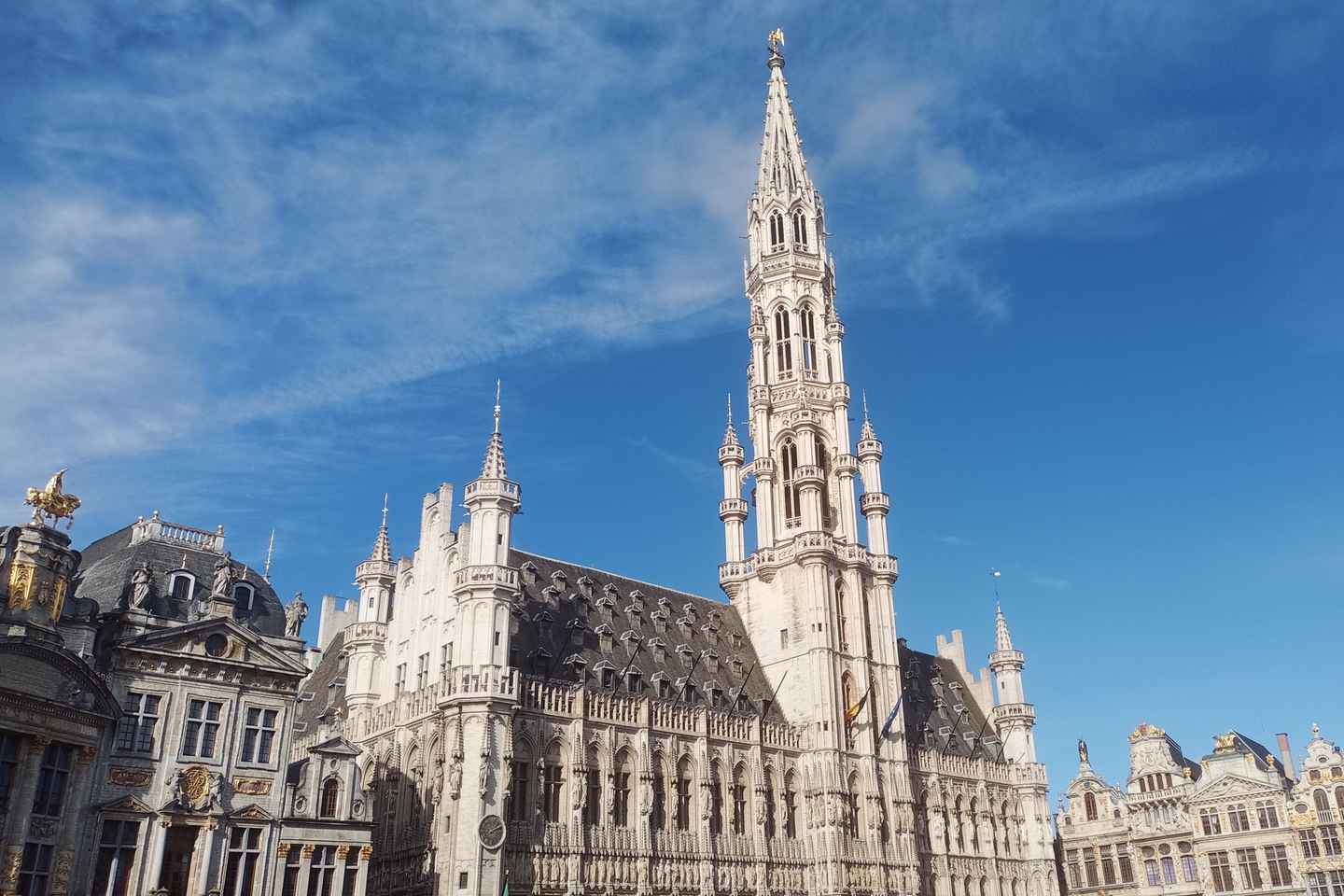 Brussels: Grand-Place: Historical Tour - Brussels Grand Place History Walk - EN