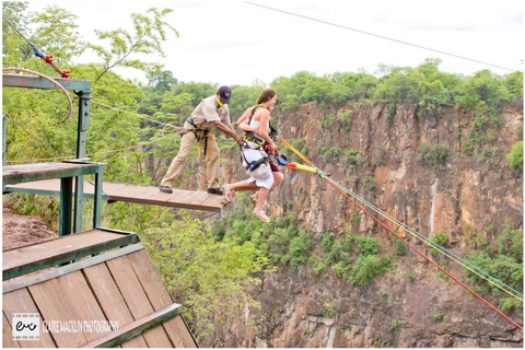 Cascate Vittoria: Esperienza di Gorge Swing con trasferimenti