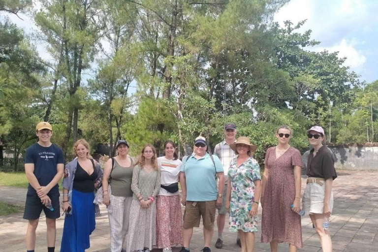 Från Hue eller Da Nang: Hue kejserliga stad