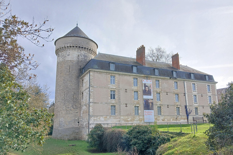 Tours: Saint Martin and Middle Ages Walking Tour