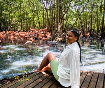 National Aviary and Playa Blanca Plankton Full-Day Tour
