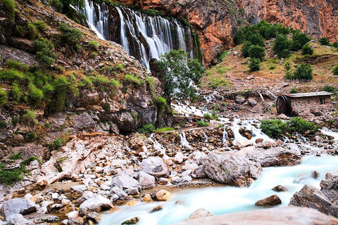 Cappadocia: Guided Trip to 3 Incredible Waterfalls