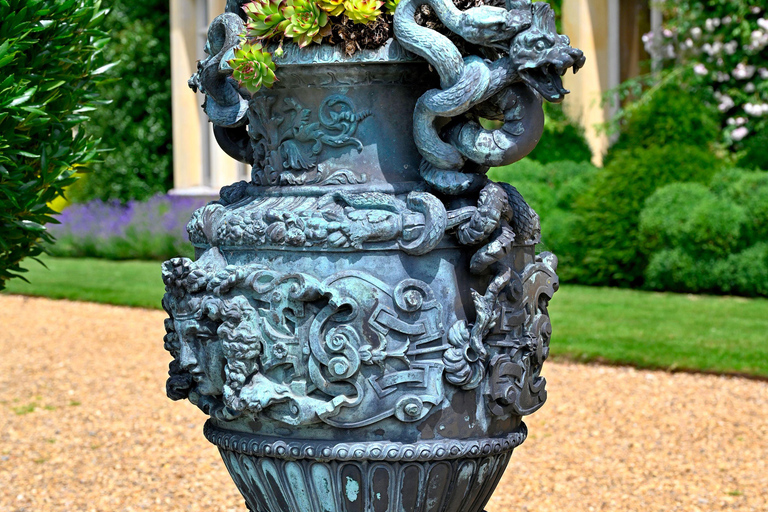 London: Private History Tour to Audley End & Cambridge