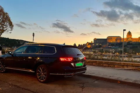 Budapest: Private Sightseeing Tour by car