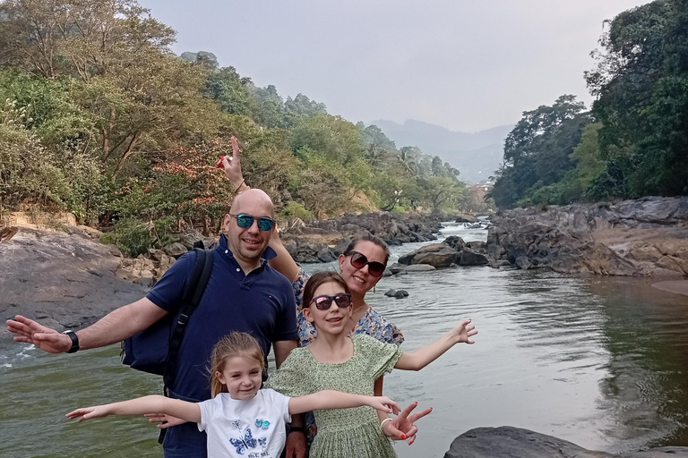 Kandy: Ambuluwawa, Pinnawala & Tea Factory by Tuk Tuk