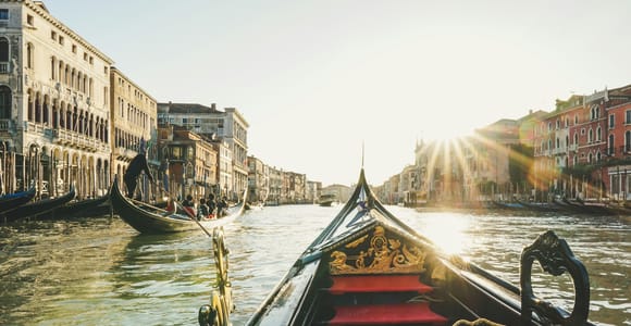 Grand Canal Private Gondola Tour with Chilled Prosecco