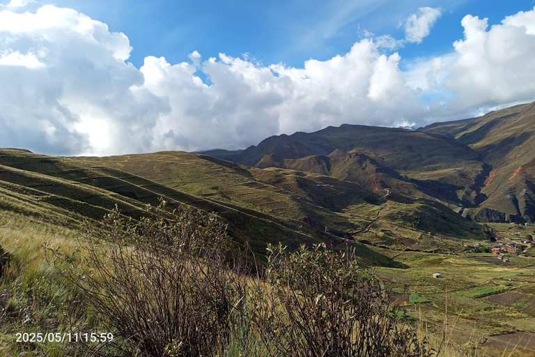Exploring the Alaxpacha Viewpoint and the Valley of Souls