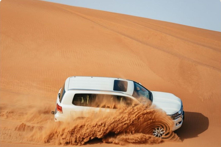 Doha:Safari por el desierto con paseo en camello, moto ATV y Sandboarding