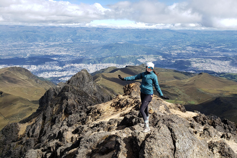 Rucu Pichincha Summit Hike from Quito with Private Guide
