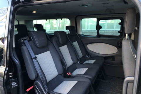 Flughafen Prag: Privater Transfer ins Stadtzentrum mit dem MinivanTransfer ins Stadtzentrum mit einem Minivan