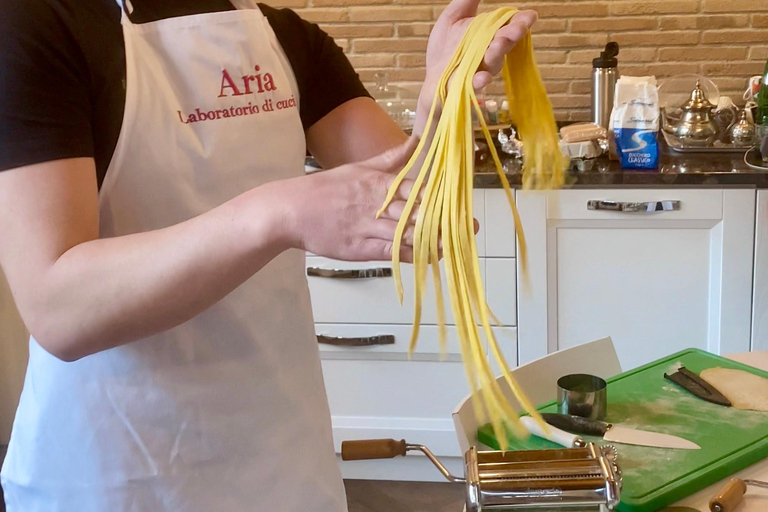 Rzym — warsztaty kulinarne w rzymskim domu w dzielnicy TrastevereRzym – warsztaty kulinarne w rzymskiej rezydencji w dzielnicy Trastevere