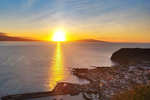 São Jorge: Ida e volta da ilha até 4 horas.Ilha de São Jorge: Ida e volta 4 horas.