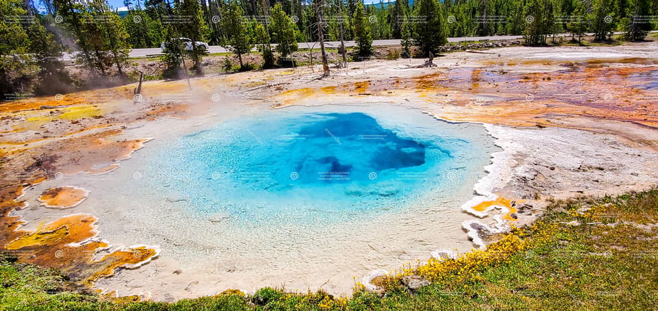 Exploring Artists Paint Pots - Yellowstone Insider