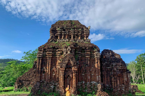 Hoi An Private Day Trip :Golden Bridge - Marble M.t - My Son Opt 1 : Golden Bridge - Marble Mt - Linh Ung pagoda