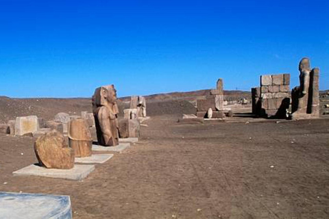 Du Caire : excursion d'une journée à Tanis, Bubastis et canal de Suez