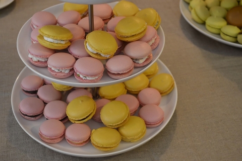 Paris: Macarons classe, Teatime et To-Go Box