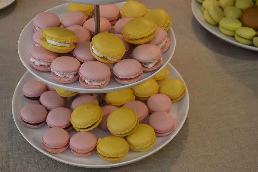Paris: Macarons-Kurs, Tee und Macarons zum Mitnehmen. Foto: GetYourGuide