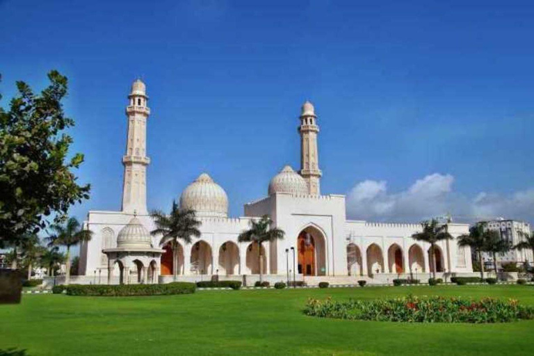 Tour privado de medio día por la ciudad de Salalah