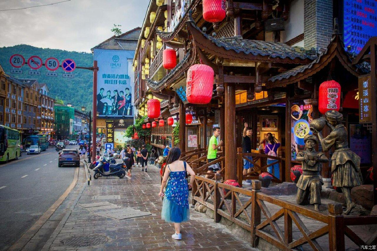 Zhangjiajie: 2-Day Private Tour with Cable Cars