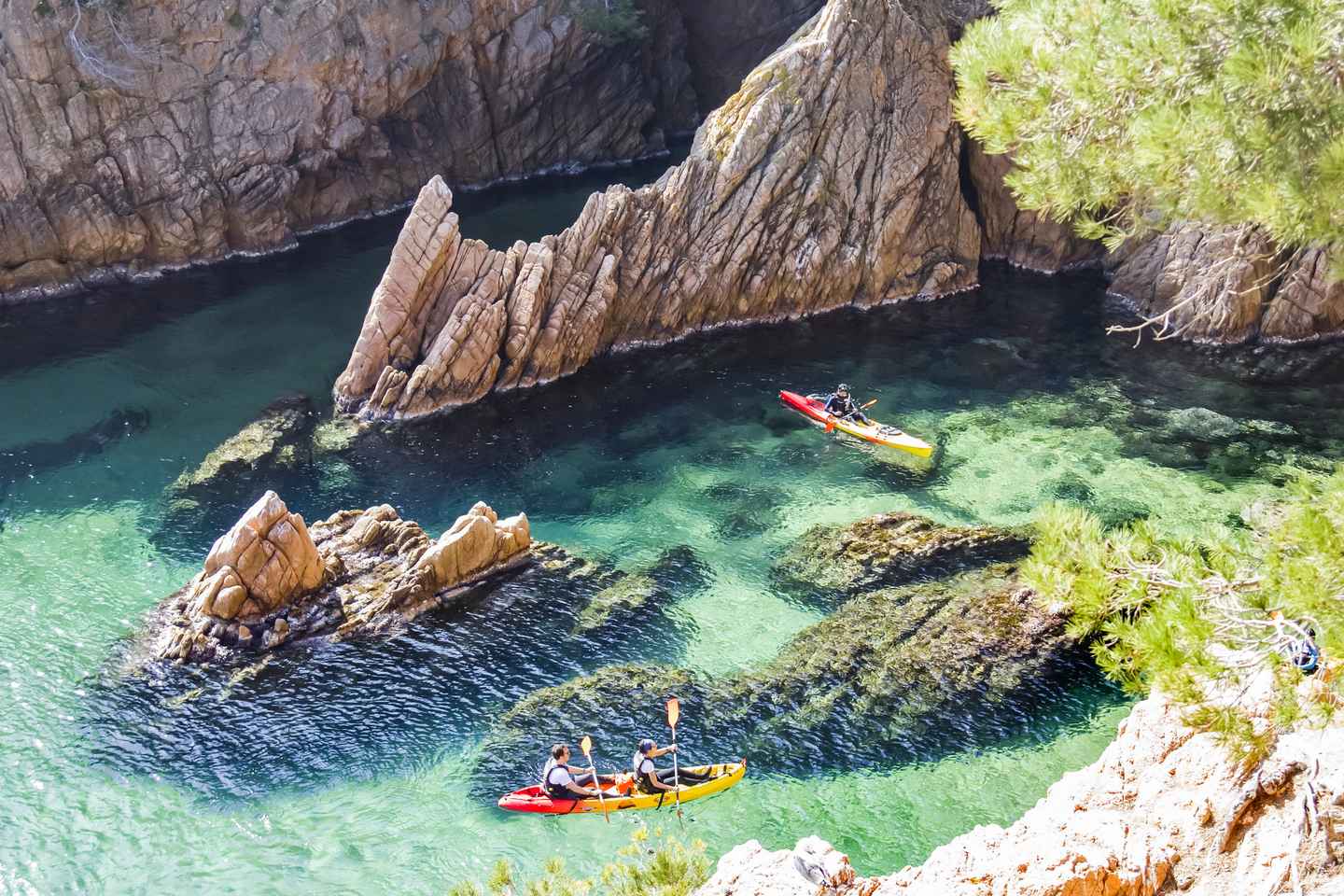 Costa Brava: Sea Caves Kayaking and Snorkeling Tour