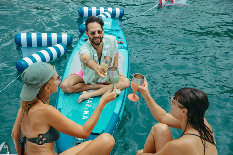 Parc Tayrona et les Caraïbes en voilier privé depuis Santa Marta, toute la journéeParc Tayrona et les Caraïbes en voilier privé au départ de Santa Marta, journée complète