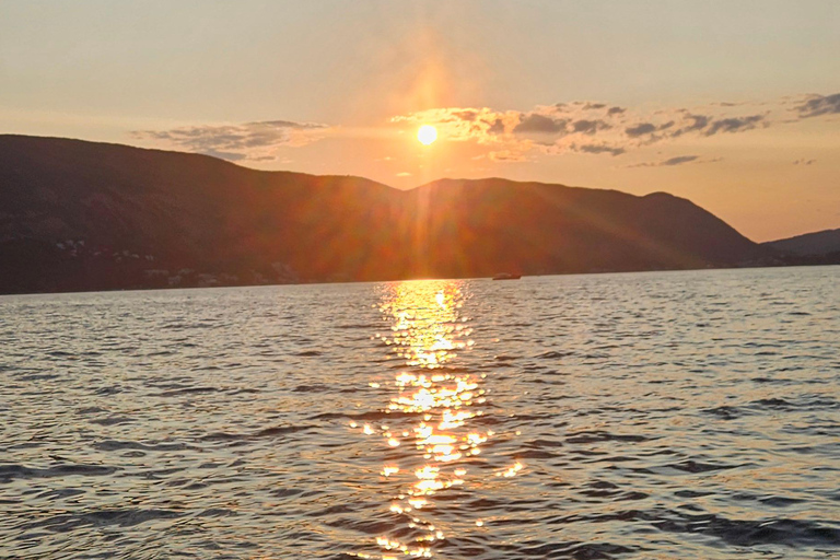 Speed Boat Tour to Blue Cave, Lady of Rocks and Mamula