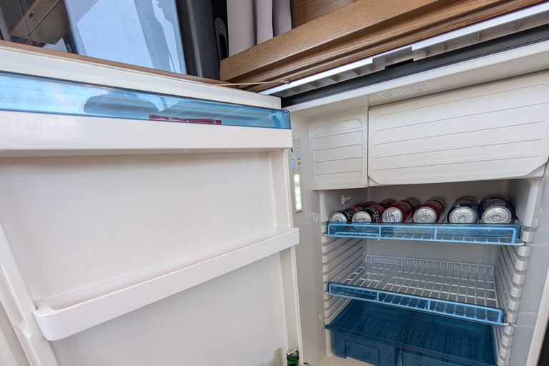 Cádiz: Bay of Cádiz Luxury Motor Boat Cruise