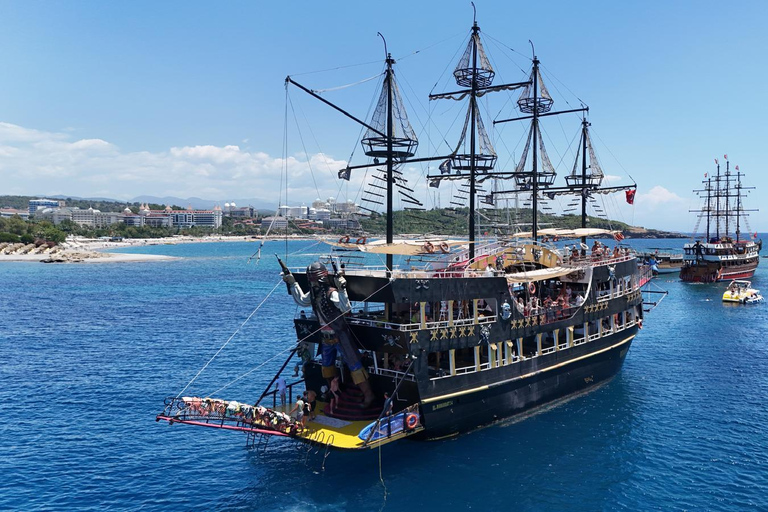 Side: Dolphin Island Boat Trip with Lunch and Swim Stops Dolphin Island Boat Trip with Meeting Point