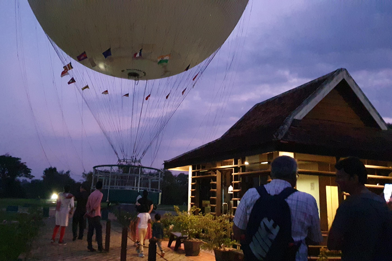 Passeio de balão em Angkor ao nascer ou ao pôr do sol e traslado de ida e volta