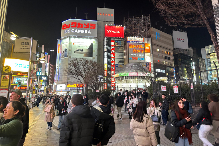 طوكيو جولة مشي ليلية في شينجوكو مع الزقاق السري