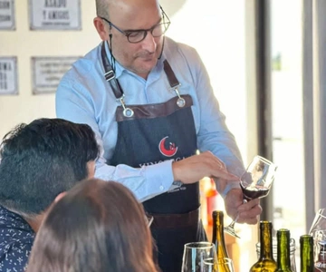 Gastronomische Erfahrung: Kunsthandwerkliche Weine und Aromen aus Uruguay