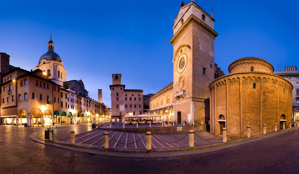 Tour privado desde Verona: Mantua y crucero por el río Mincio ...