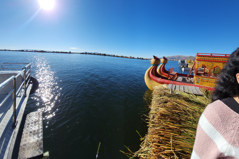 Puno: Small-Group Uros & Taquile Sightseeing Tour by Speedboat Puno: Small Group Speedboat Sightseeing Tour of Uros and Taquile